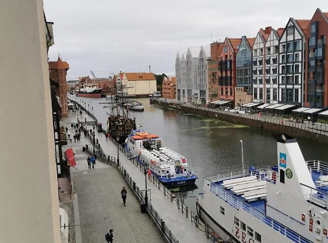 アパート Nad Motlawa